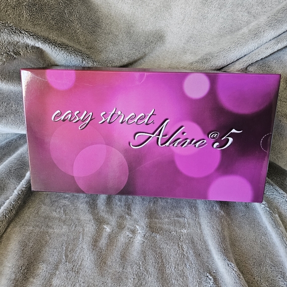 Easy Street Alive 5 Silver Glitter Chiffon Pumps Heels Sz 6.5 NIB Easy Flex - Picture 10 of 10